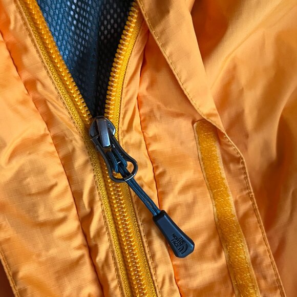 North Face Rain Jacket - Picture 6 of 9